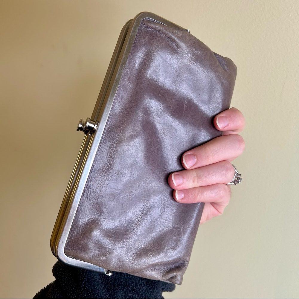 HOBO Lauren clutch wallet